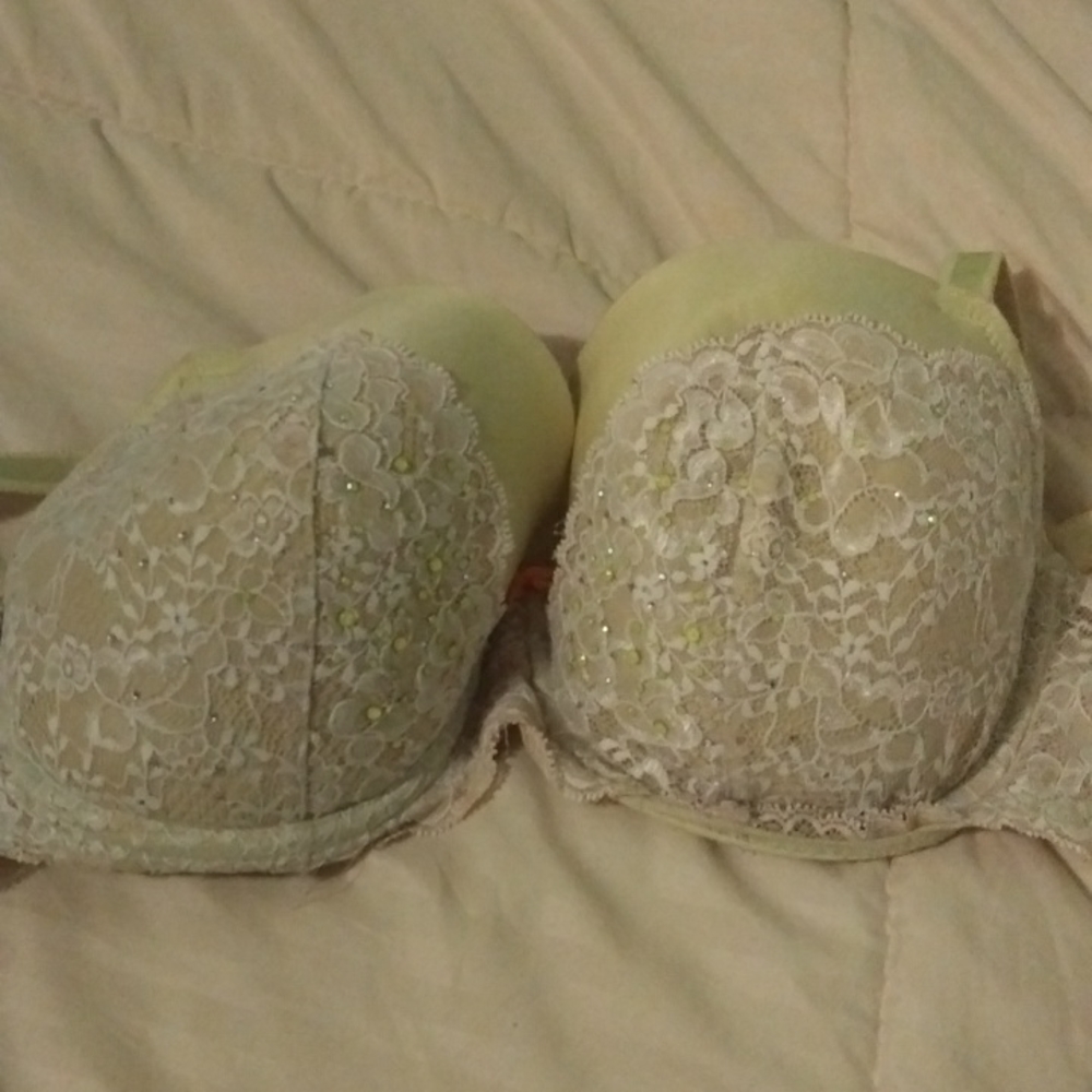 Victoria secret bra